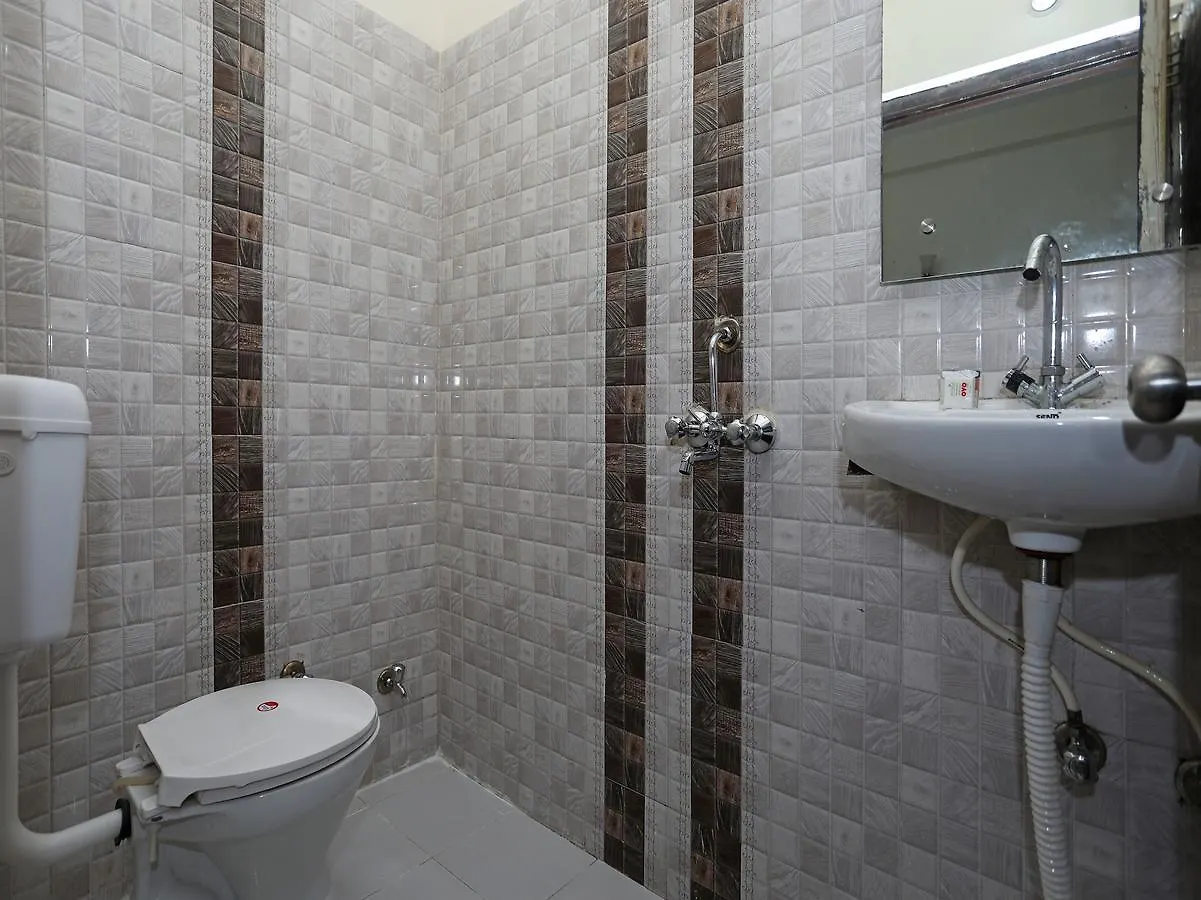 Oyo 11041 Hotel Taj Ansh Agra