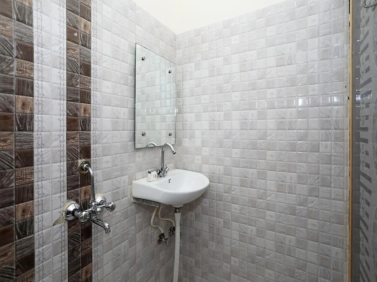 Oyo 11041 Hotel Taj Ansh Agra