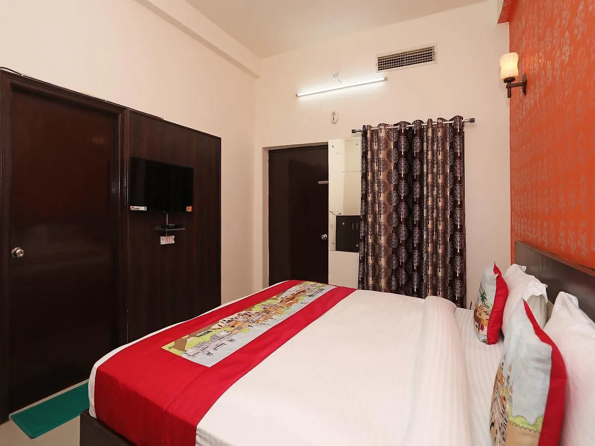 Oyo 11041 Hotel Taj Ansh Agra  India