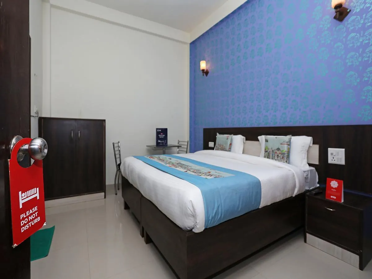 Oyo 11041 Hotel Taj Ansh Agra   Agra (Uttar Pradesh)
